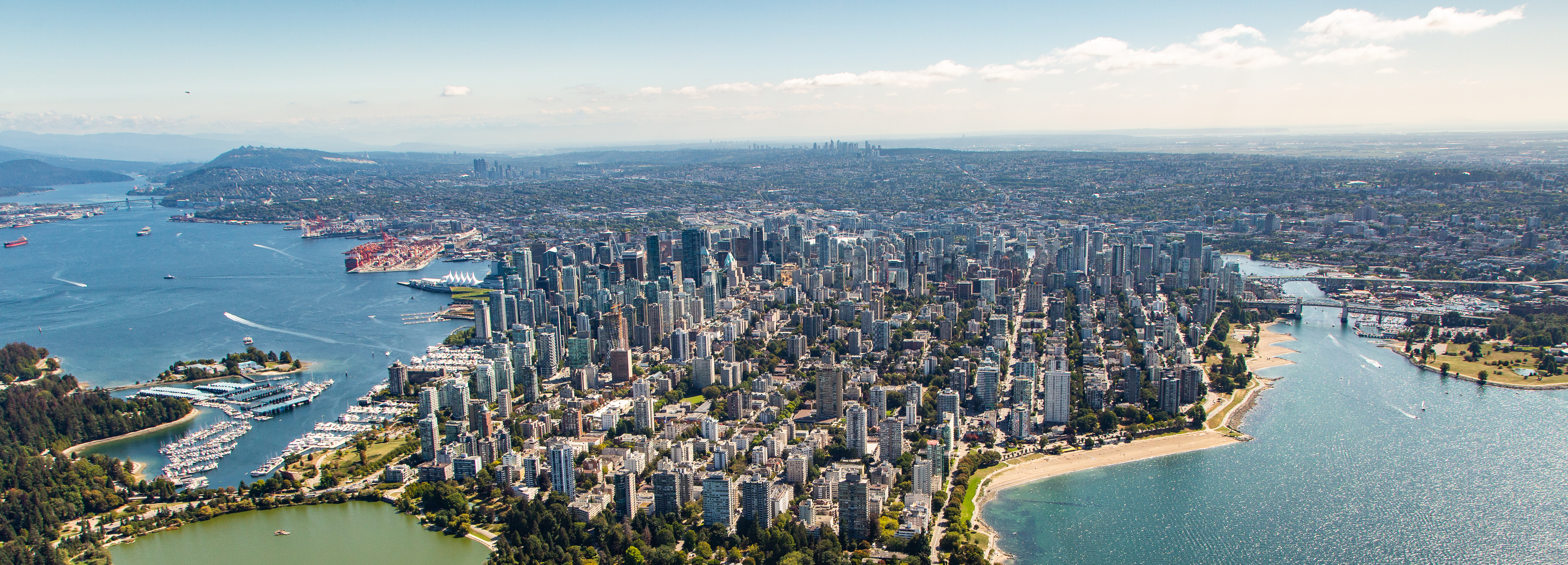 Vancouver skyline and harbour banner image